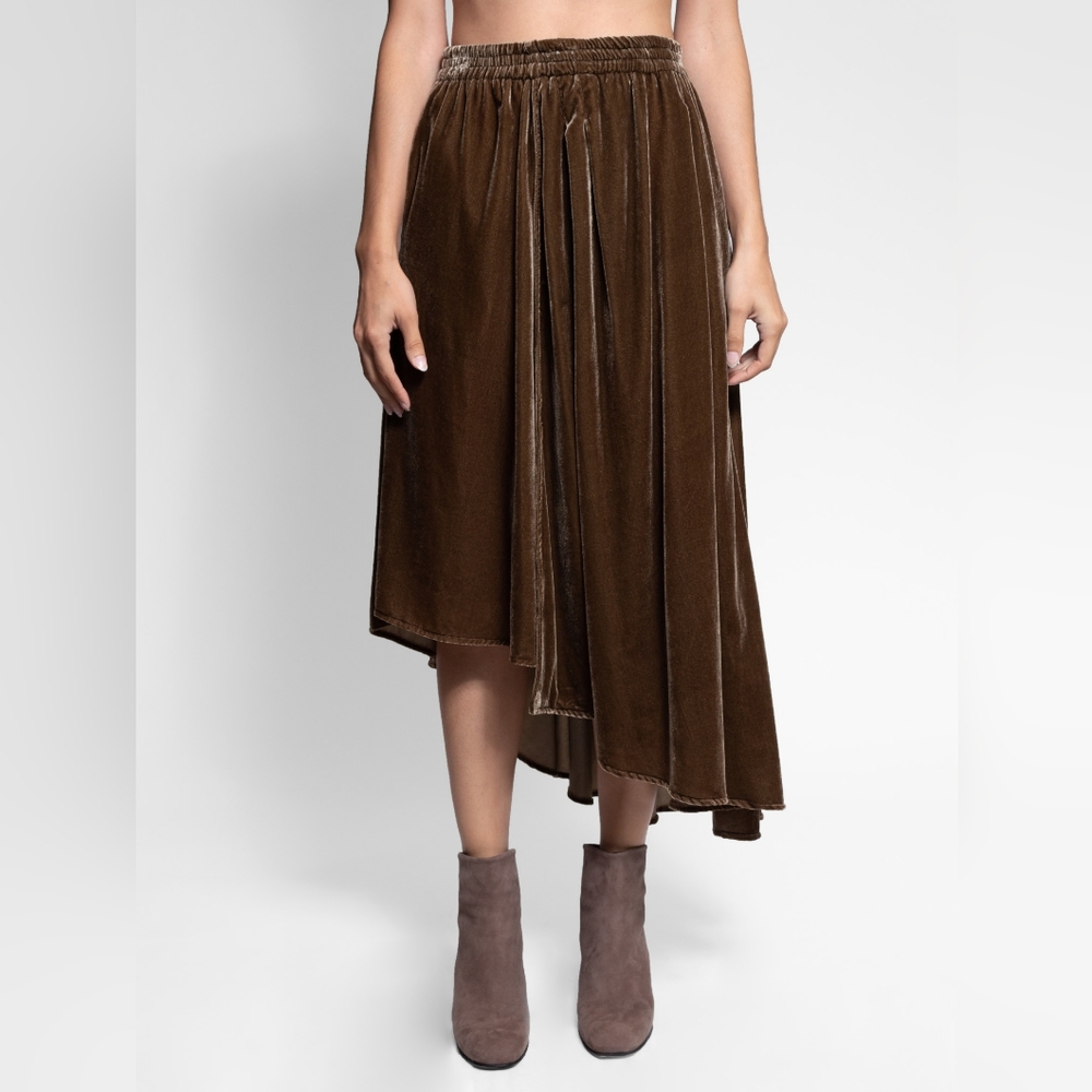 Apiece Apart Turkanna velvet Asymmetrical Skirt size 4. New without tags